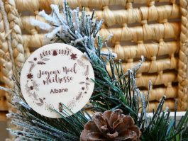 Le petit magnet en bois personnalisés « Joyeux Noël » (Mamie, Maîtresse, nounou, Parrain…)