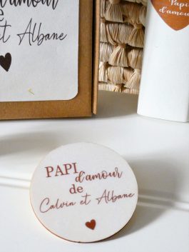 Le petit magnet en bois personnalisés « Bonne fête Papi »