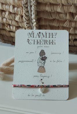 Nos jolies cartes messages bracelet à nouer «Mamie»